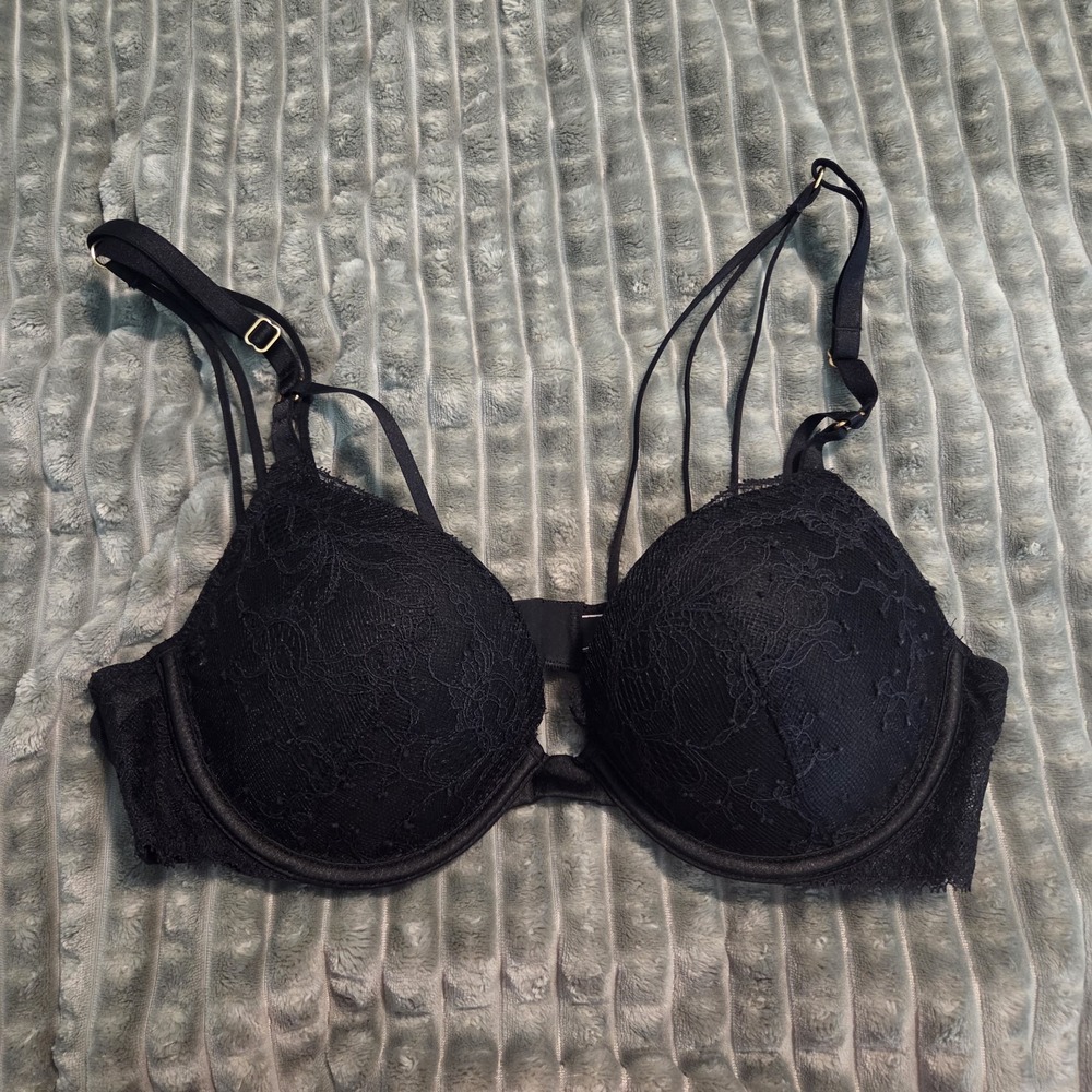 Victoria's Secret Very Sexy Push-Up Underwire Lace Bra 34B Black 3484B75